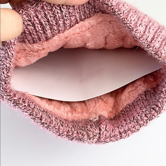 Classic Fashion Pink Knitted Cuff Pom Beanie Hat - Picture 3 of 3
